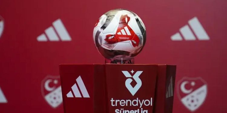 Süper Lig kulüpleri 202 transfer yaptı