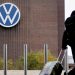 Volkswagen 2030 yılına kadar 100 bin çalışanını işten çıkaracağını duyurdu