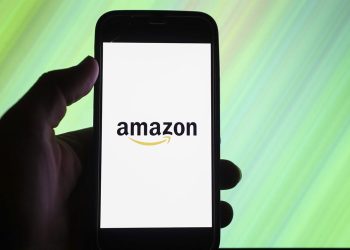 Elon Musk, Amazon’a rakip bir girişim başlatma fikrini gündeme getirdi