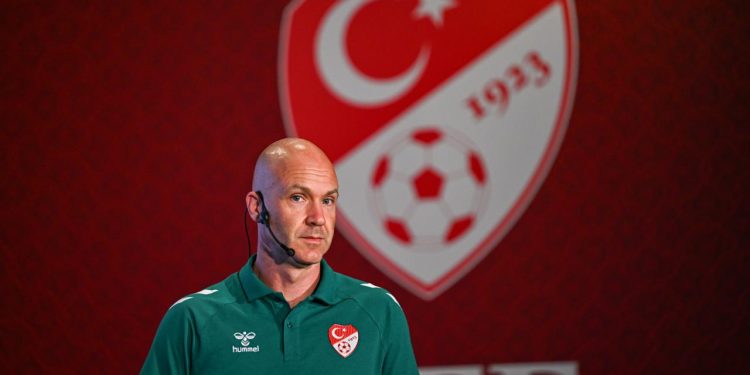 Yeni MHK Başkanı Anthony Taylor oldu