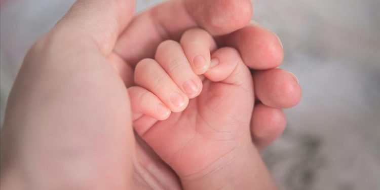 Kalbi atmasına rağmen morgda bırakılan bebek engelli kaldı