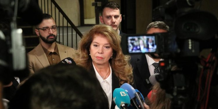 Bulgaristan’da seçim ikinci tura kaldı