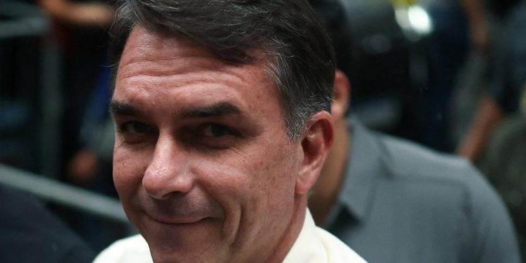 Brezilya’da seçimi kaybeden Bolsonaro, Arjantin üzerinden ABD’ye kaçtı
