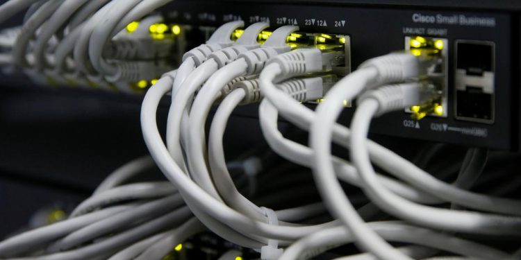 Fransa’da güvenlik açığı nedeniyle valiliklerin siteleri erişime kapatıldı