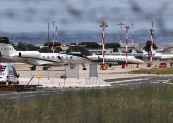 Süper zenginler iklim krizinden çifte kazanç sağlıyor